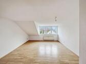 Foto - Dachgeschoßwohnung in Neumünster zur Miete