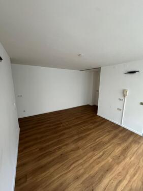 Foto - 1 Zimmer Erdgeschoßwohnung zur Miete in Stuttgart
