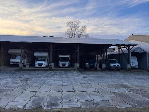 Foto - LagerStellplatzWohnmobil WohnwagenUnterstellungLKWAnhänger