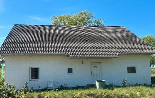 Foto - Einfamilienhaus in Maasen - 120.000,00&nbsp;EUR Kaufpreis, ca.&nbsp; 200,00&nbsp;m&sup2;