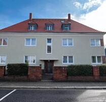 Interessante Wohnung mit Gartenblick, fußläufig zum Zentrum - Borna