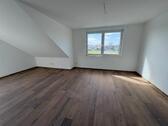 Foto - Erstbezug moderner 2-Zimmer-Dachgeschosswohnung mit Balkon