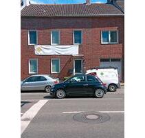 geräumiges Zweifamilienhaus - 290.000,00&nbsp;EUR Kaufpreis, ca.&nbsp; 140,00&nbsp;m&sup2; in Würselen (PLZ: 52146)