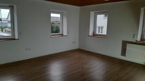 Foto - Haushälfte mit Garten mieten bei Ichenhausen