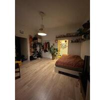 Helle 1-Zimmerwohnung mit großer Küche im Stadtzentrum - Wiesbaden