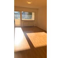 Helle 2-Zimmerwohnung mit Balkon, Einbauküche & Stellplatz -55m² - Bruchsal