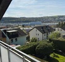 3-Zimmer-Wohnung Dachgeschoss Würzburg Dürrbachau Balkon möbliert