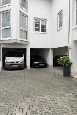 Foto - Überdachter Stellplatz Garage Motorrad