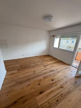 Foto - 1 Zi Wohnung Stuttgart Ost - EBK , TG, Balkon