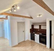 Wohnung, Dachgeschostudio - 625,00 EUR Kaltmiete, in Lappersdorf (PLZ: 93138)