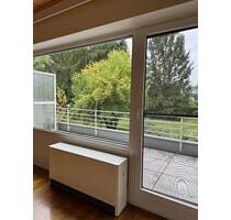 Helle Wohnung mit Balkon und Einbauküche in Mülheim a. d. Ruhr - Mülheim an der Ruhr Linksruhr