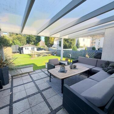 Foto - Familienfreundliche DHH – 5 Zimmer, Terrasse, Garage