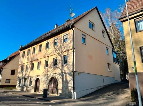 Foto - 1 Zimmer Wohnung neu renoviert - 600,00&nbsp;EUR Kaltmiete, ca.&nbsp; 46,00&nbsp;m&sup2;