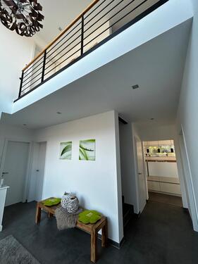 Foto - Neuwertiges Architektenhaus mit exklusiver Ausstattung