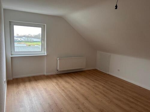 Foto - Dachgeschoßwohnung in Sulzbach (Taunus) zur Miete