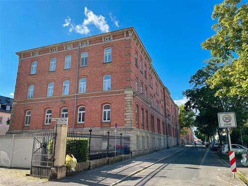 Foto - Lichtdurchflutete Maisonette-Whg Penthousecharakter, Dachterrasse, Fernsicht, Garage, WG-geeignet