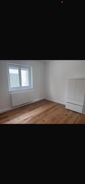 Foto - 1 Zimmer Dachgeschoßwohnung zur Miete in Stuttgart