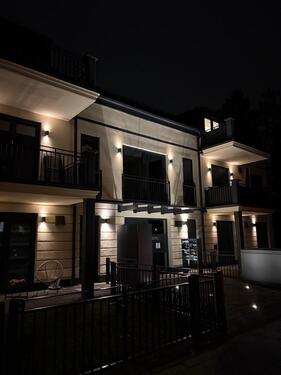 Foto - Moderne Neubauwohnung (2023) mit Balkon & Tiefgarage – 60 m²