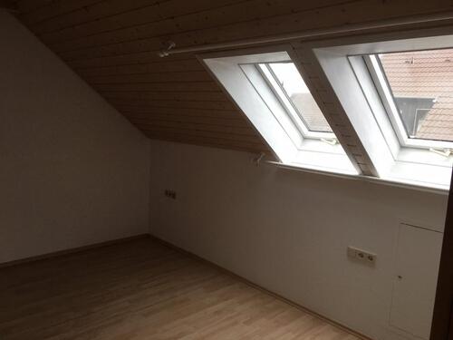 Foto - 1 Zimmer Dachgeschoßwohnung zur Miete in Ammerbuch