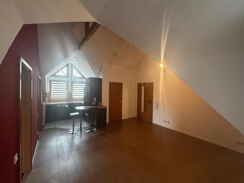 Foto - Helle 2-Zimmer-Wohnung mit Balkon & Garage