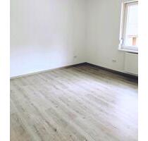 Renovierte 2-Zimmer-Wohnung am Rhein-Herne-Kanal – 40 m² – EG –