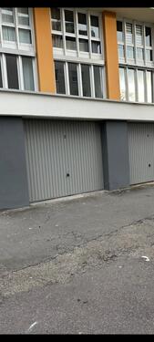 Foto - Einzelgarage elektrisch im Westen zu vermieten