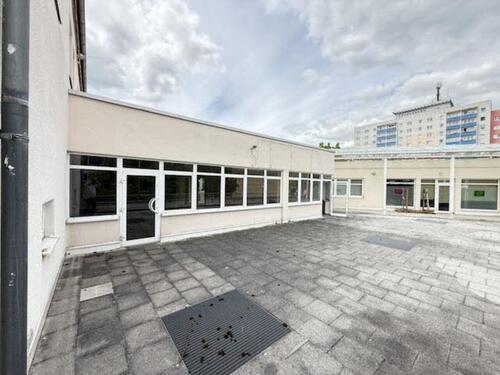 Foto - Gewerbeeinheit mit großer Terrasse und separatem Eingang in Eisenach - Nordplatz