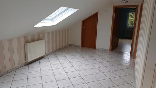 Foto - 2 Zimmer Dachgeschoßwohnung zur Miete in Wertheim