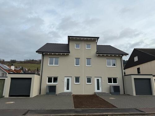 Foto - Moderne Doppelhaushälfte (Neubau) in ruhiger Lage