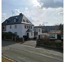 Großes Anwesen, Mehrfamilienhaus, Einliegerwohnung, Werkstatt - Münchberg