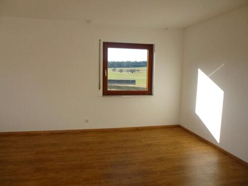 Foto - 3-Zimmerwohnung zur Miete - 590,00&nbsp;EUR Kaltmiete, ca.&nbsp; 83,00&nbsp;m&sup2;