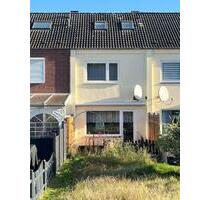 Reihenhaus mit Erbbaurecht, 4 Zimmer, Garten und Terrasse - Lübeck Kücknitz
