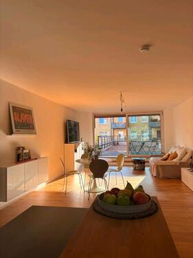 Foto - Lichtdurchflutete 2-Zimmer Wohnung mit Dachterrasse