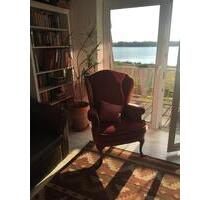 Timmel: Dachgeschosswohnung mit Seeblick und Südbalkon - Großefehn