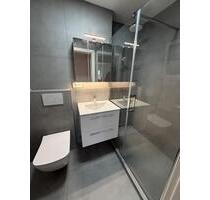 Renovierte 2-Zimmer-Wohnung mit Balkon&Tiefgarage(Erbpacht) - Ingolstadt Südost