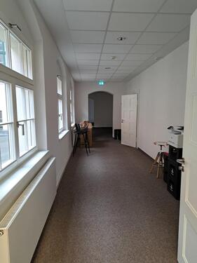 Foto - Büro in meist ruhiger Lage auf der Ostrainsel