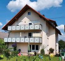 Vermiete 3,5 Zimmer-Wohnung DG, 87 m² in Crailsheim Jagstheim