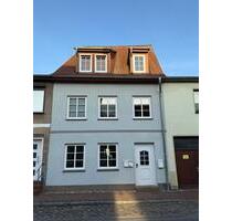 schöne 2 Raum Wohnung mit Küche im Erdgeschoss in Schwaan