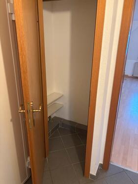Foto - 1 Zimmer Dachgeschoßwohnung zur Miete in Wiesbaden