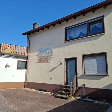 Foto - Gepflegtes 2-Familienhaus mit separater Werkstatt Niederwürzbach