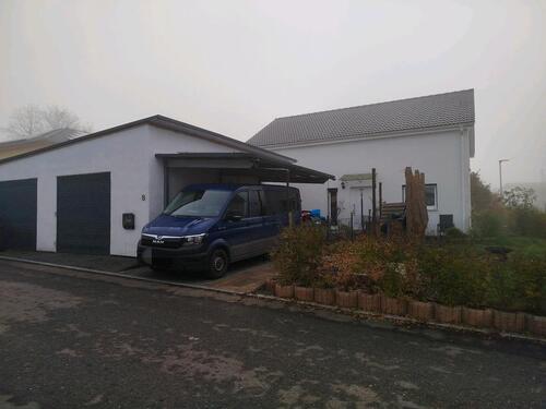 Foto - Einfamilienhaus mit großer Garage und Wohnmobil Stellplatz