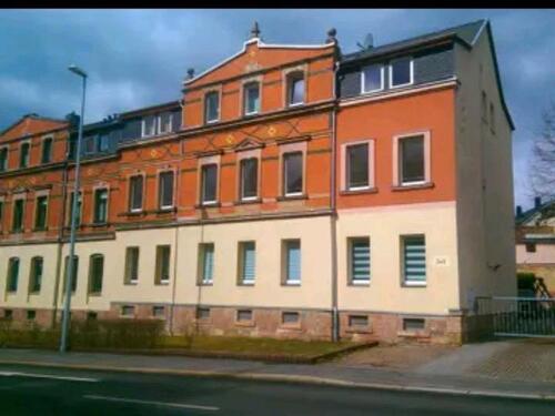 Foto - Mehrfamilienhaus mit 6 WE, Stellplätze, Balkone, Garten