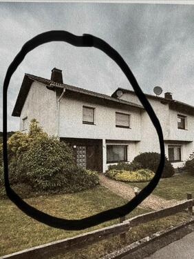 Foto - Doppelhaushälfte in versetzter Bauweise