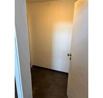 3 Zimmer Wohnung Huchenfeld - 720,00&nbsp;EUR Kaltmiete, ca.&nbsp; 60,00&nbsp;m&sup2; in Pforzheim (PLZ: 75175)