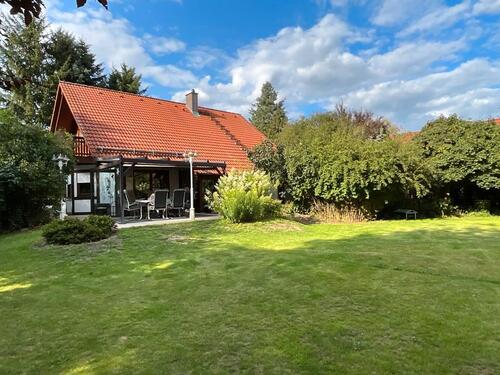 Foto - Großzügiges Familienhaus mit traumhaftem Garten - Borkheide