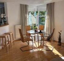 Möblierte 1-Zimmer-Wohnung (60m² inkl. Balkon, Strom, WLAN) - Hallstadt