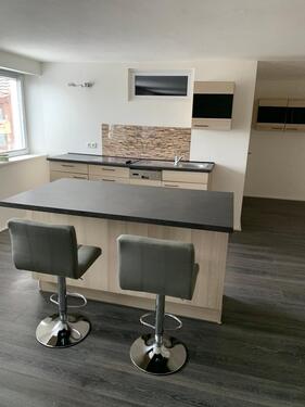 Foto - 1-Zi-Whg ca. 80 qm EB-Küche Laminat 520 Euro + NK ab 1125
