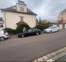 3-Familienhaus mit 4 Garagen in Saarbrücken – Brebach-Fechingen