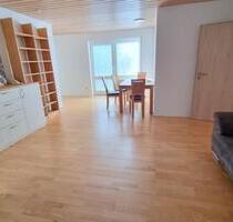 Perfekt für Singles! 2,5-Zimmer-Wohnung möbliert und sofort frei - Freiberg am Neckar