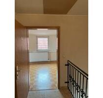 Dachgeschoss Wohnung in Reinheim-Georgenhausen - Groß-Bieberau